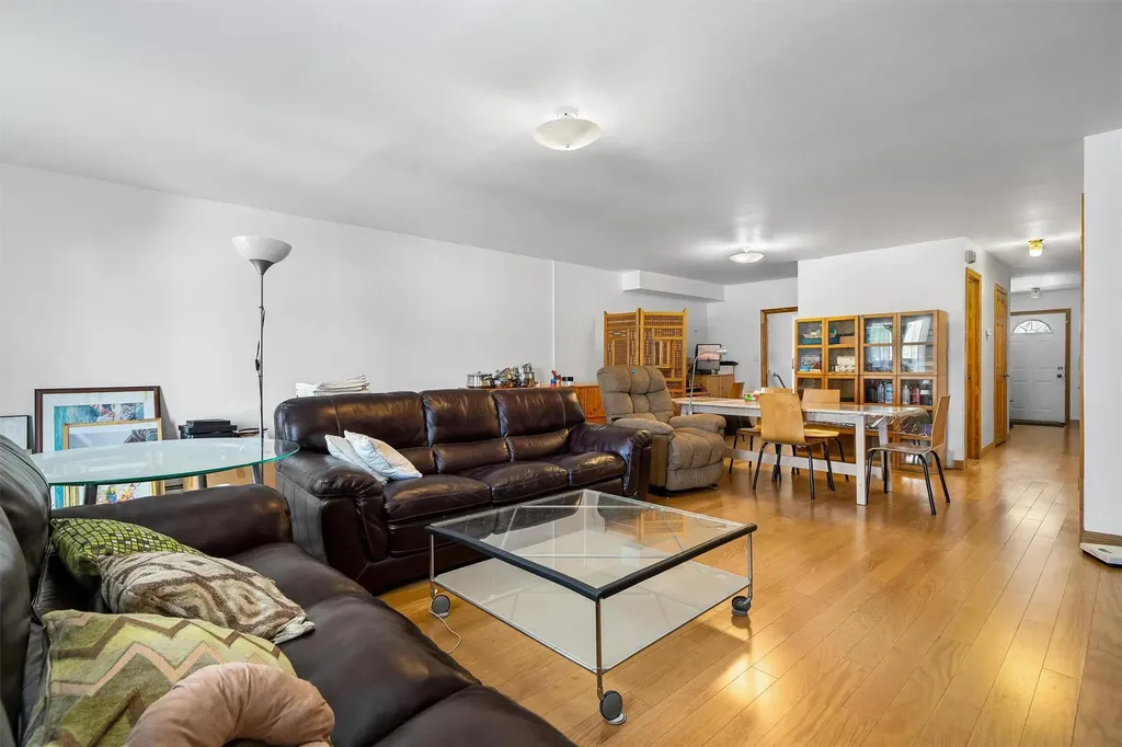 270 Robinson Avenue Bronx NY 10465