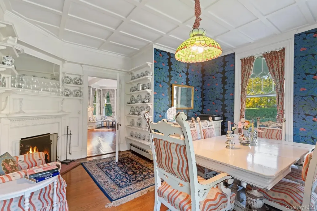 10 Post Lane Quogue NY 11959