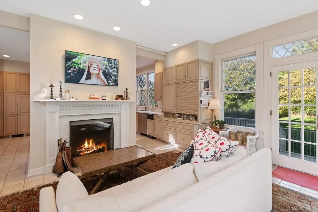 10 Post Lane Quogue NY 11959