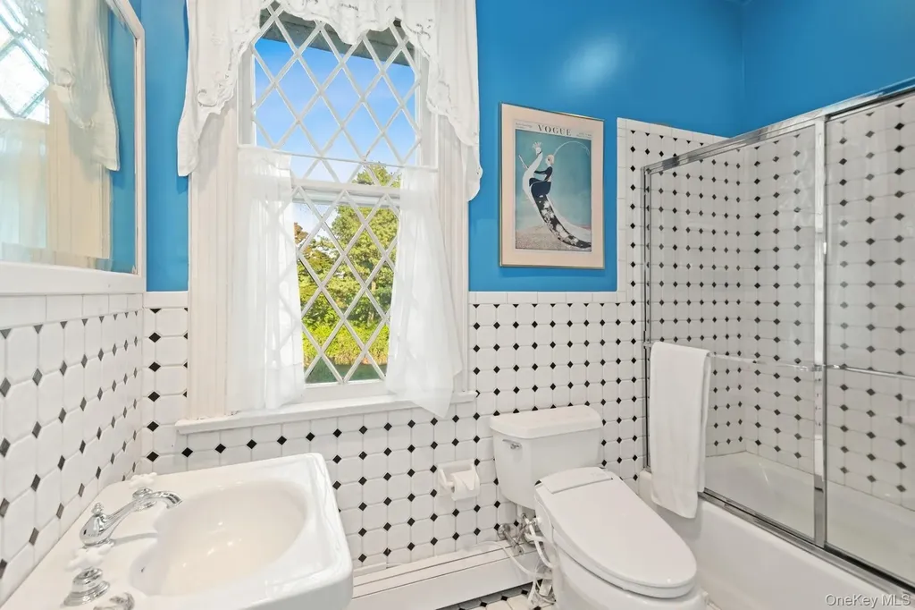 10 Post Lane Quogue NY 11959
