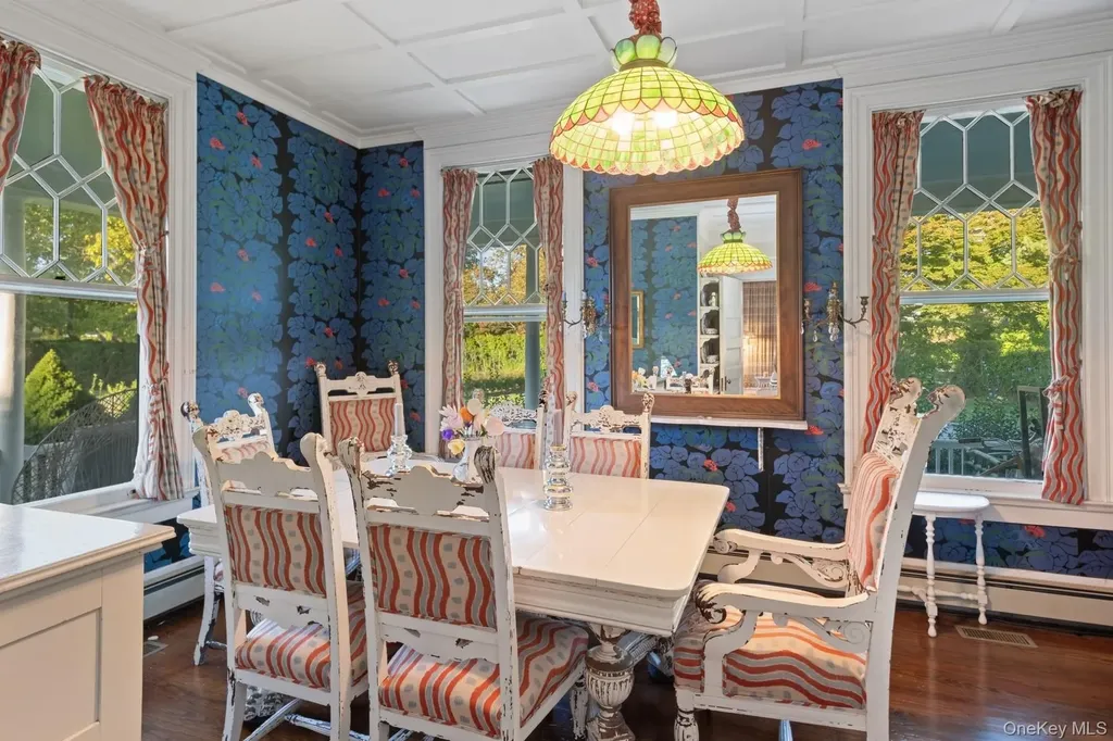 10 Post Lane Quogue NY 11959