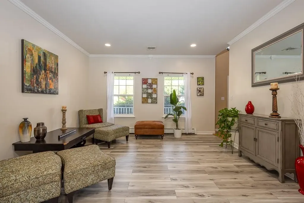 17 Frances Lane Monroe NY 10950