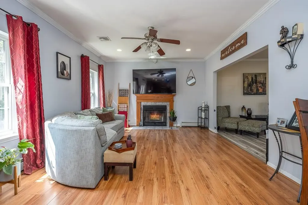 17 Frances Lane Monroe NY 10950
