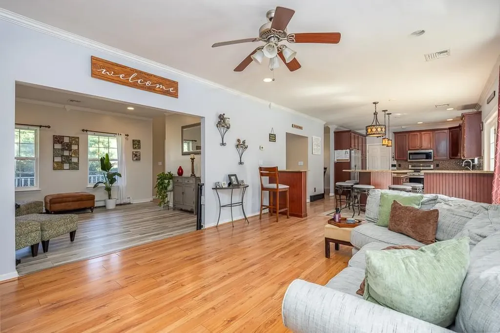 17 Frances Lane Monroe NY 10950