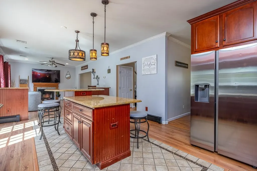 17 Frances Lane Monroe NY 10950