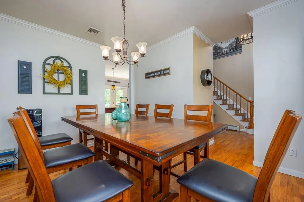 17 Frances Lane Monroe NY 10950