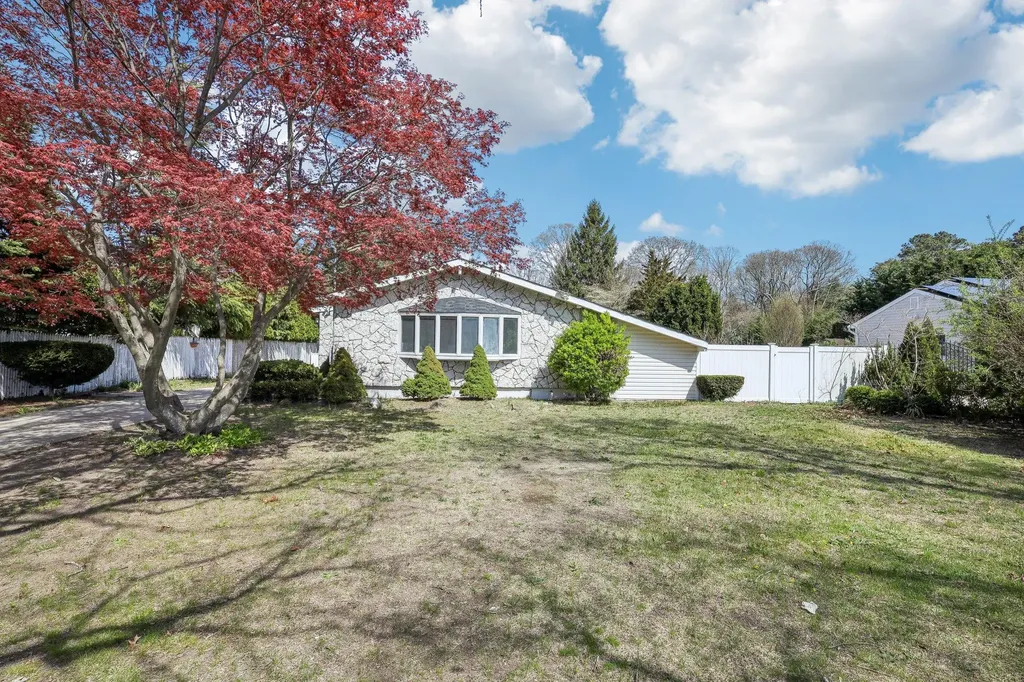 65 N Howell Avenue Centereach NY 11720