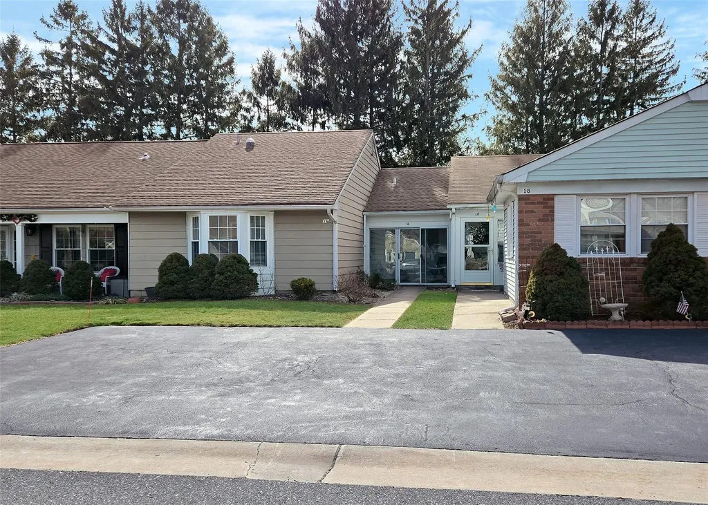 16 Hearthside Drive Mount Sinai NY 11766