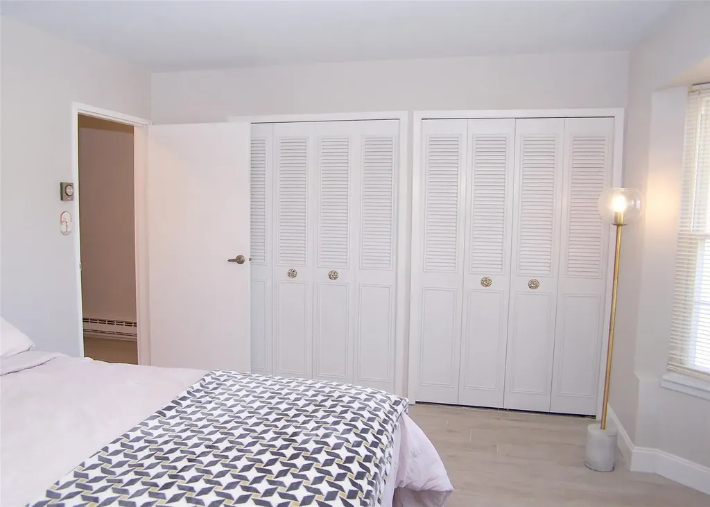 16 Hearthside Drive Mount Sinai NY 11766