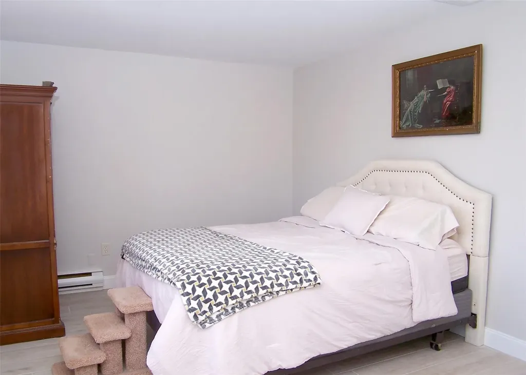 16 Hearthside Drive Mount Sinai NY 11766