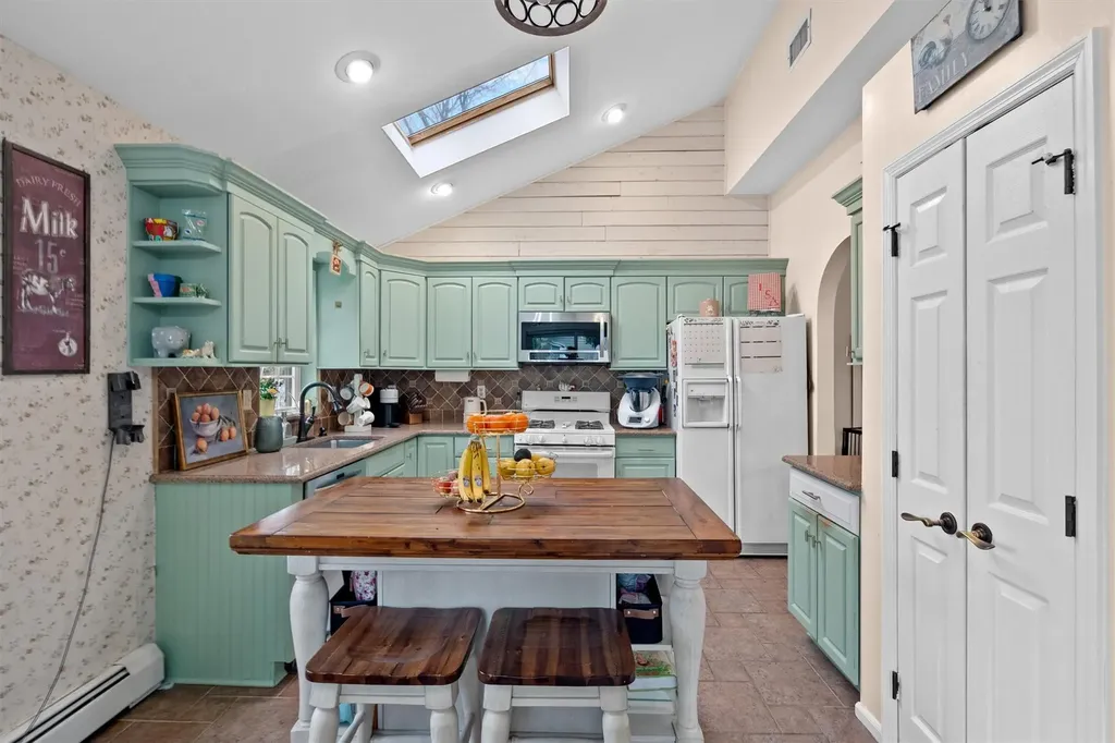 123 S Conger Avenue Congers NY 10920