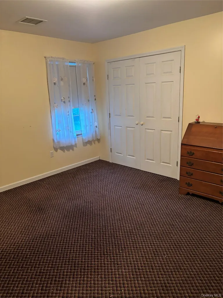 60 Randall Road Wading River NY 11792