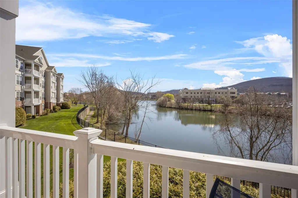 521 Regency Drive Fishkill NY 12524