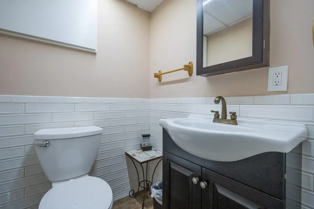 200 Renison Drive Westbury NY 11590