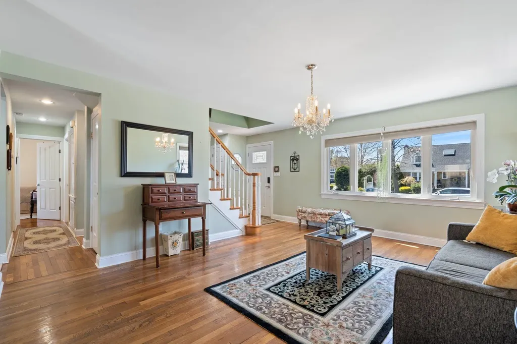 200 Renison Drive Westbury NY 11590
