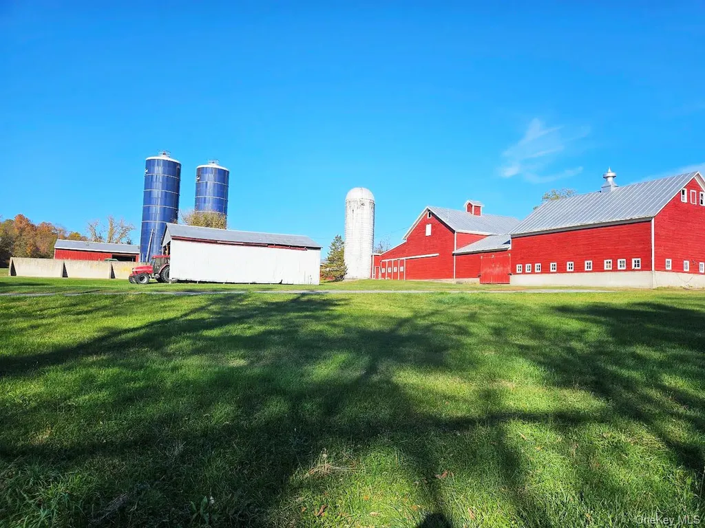 274 Fingar Road Hudson NY 12534