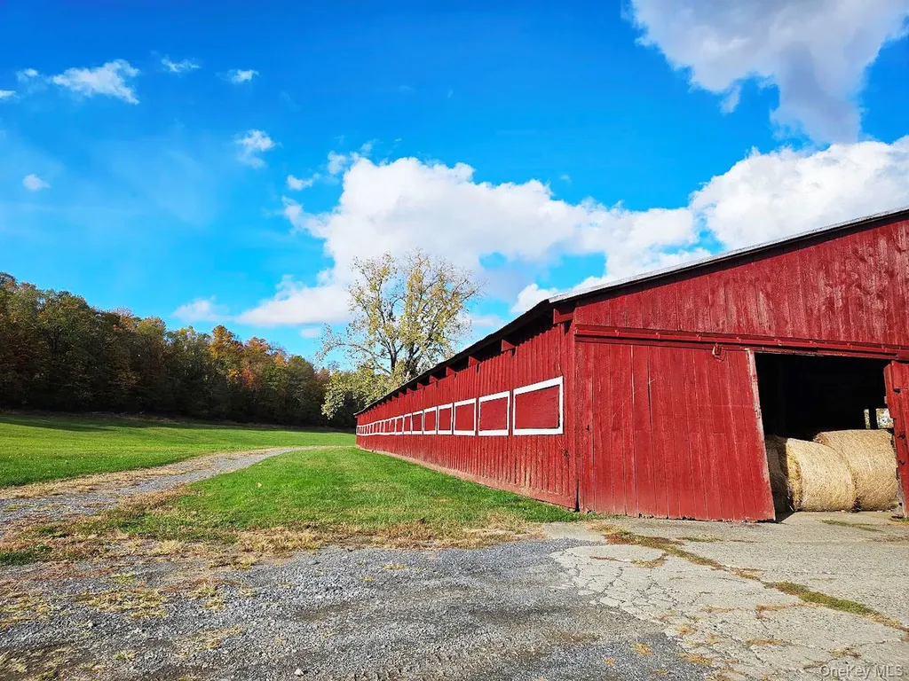 274 Fingar Road Hudson NY 12534
