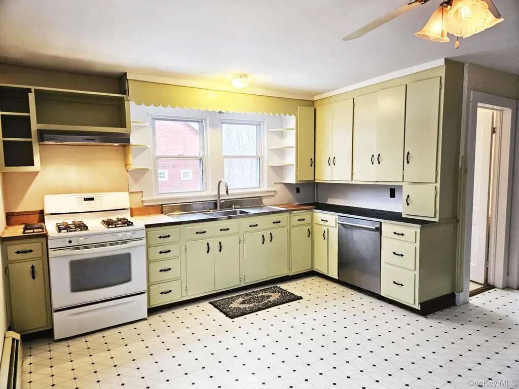 274 Fingar Road Hudson NY 12534