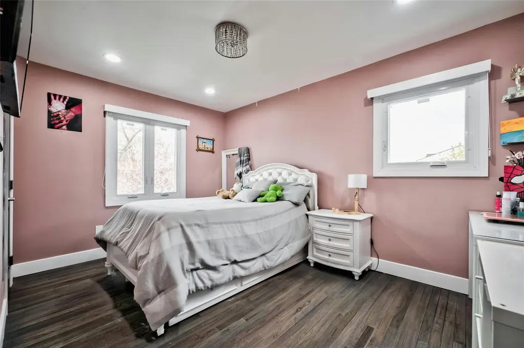 2974 Hemlock Place Wantagh NY 11793