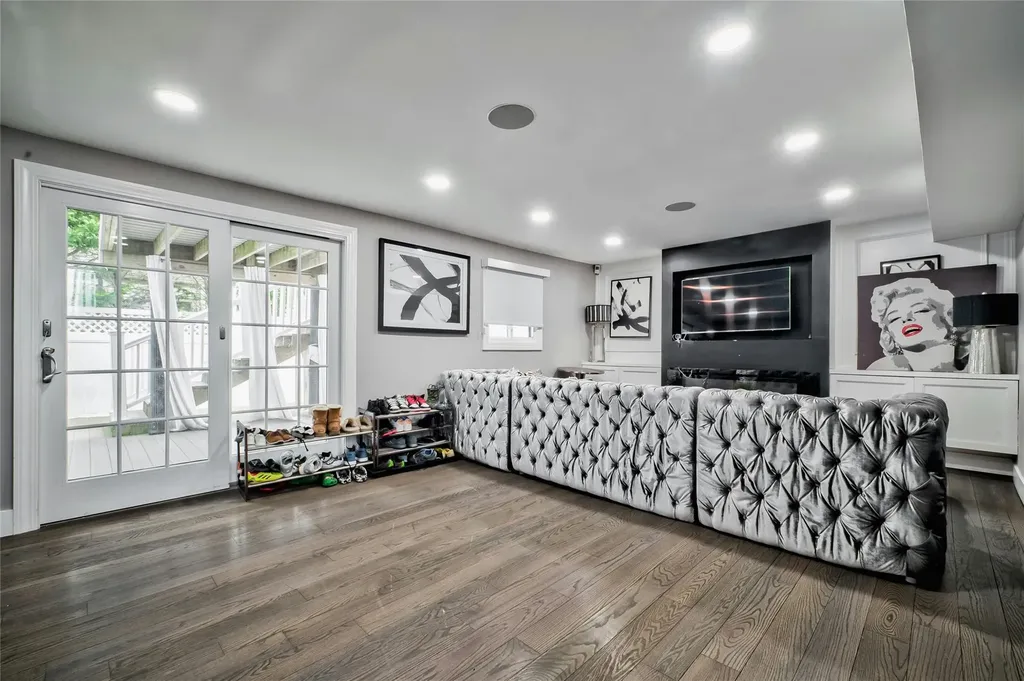 2974 Hemlock Place Wantagh NY 11793