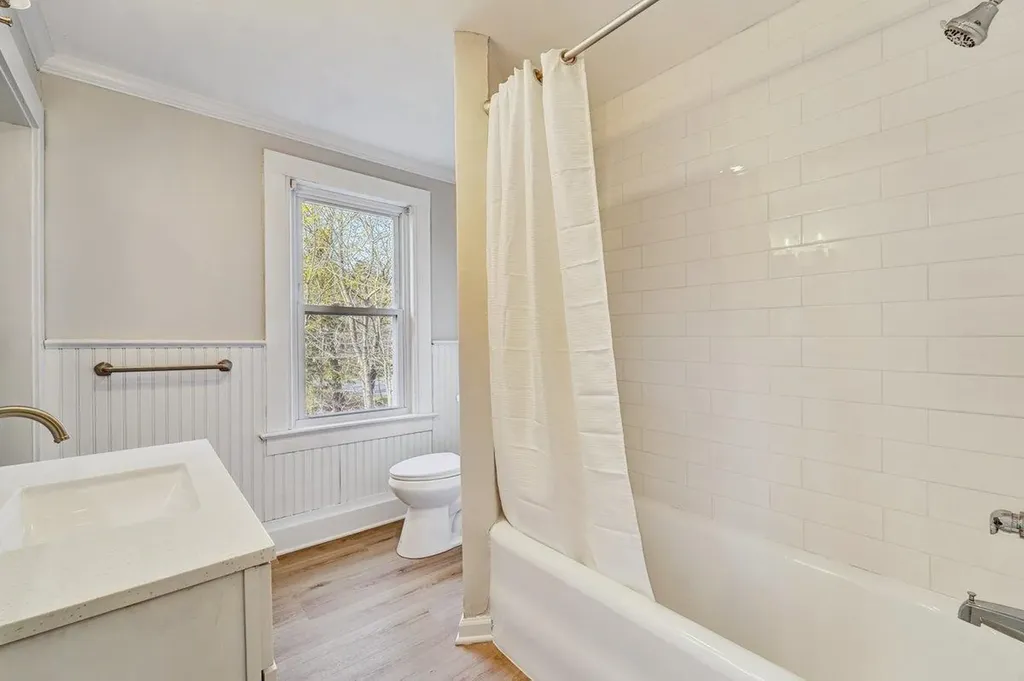 121 Boltis Street Mount Kisco NY 10549
