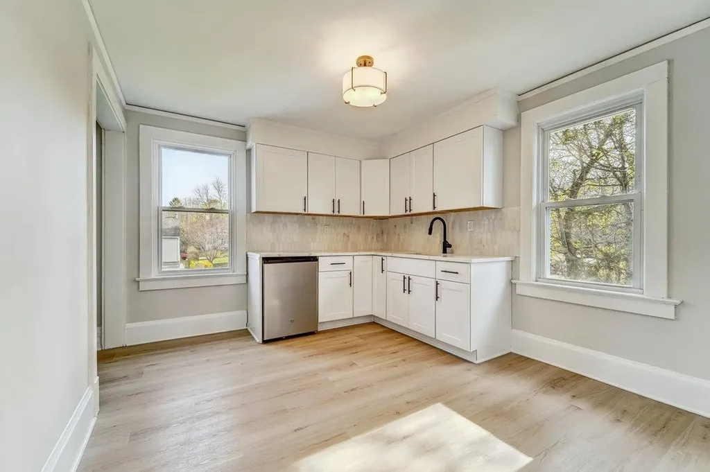 121 Boltis Street Mount Kisco NY 10549