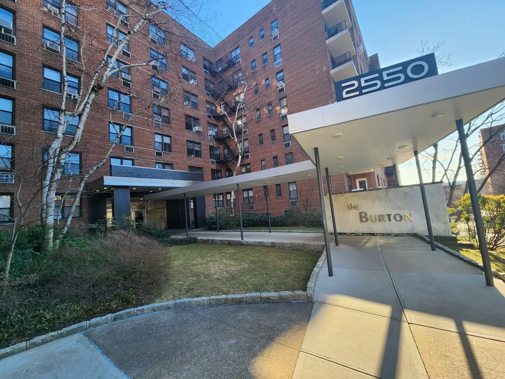 2550 Independence Avenue Bronx NY 10463