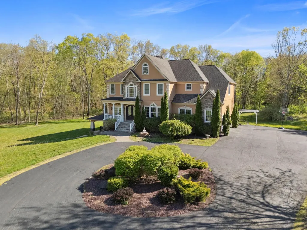 10 Todd Hill Road Poughkeepsie NY 12603