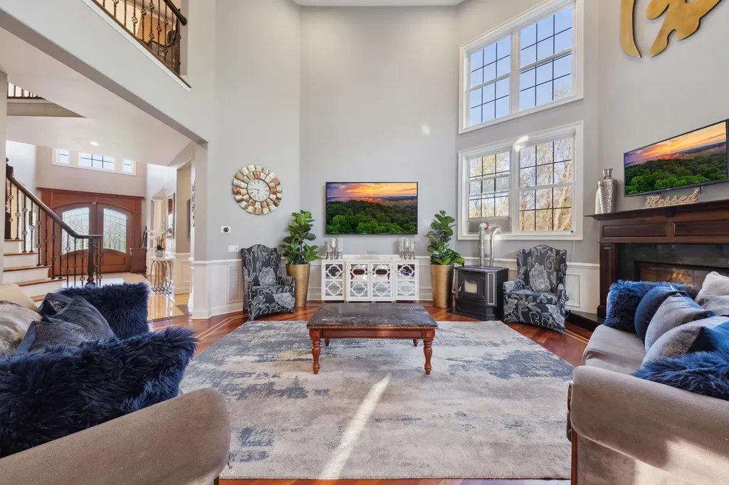 10 Todd Hill Road Poughkeepsie NY 12603