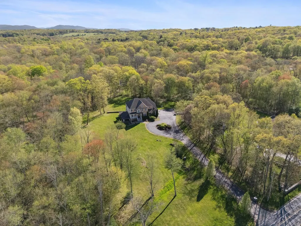 10 Todd Hill Road Poughkeepsie NY 12603