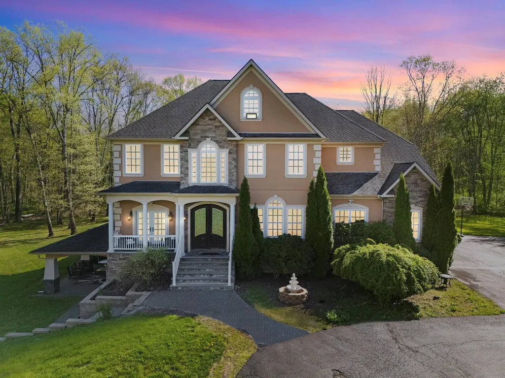 10 Todd Hill Road Poughkeepsie NY 12603