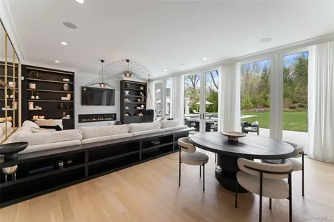 17 Oxford Road Scarsdale NY 10583