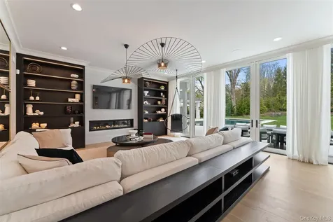 17 Oxford Road Scarsdale NY 10583