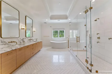 17 Oxford Road Scarsdale NY 10583