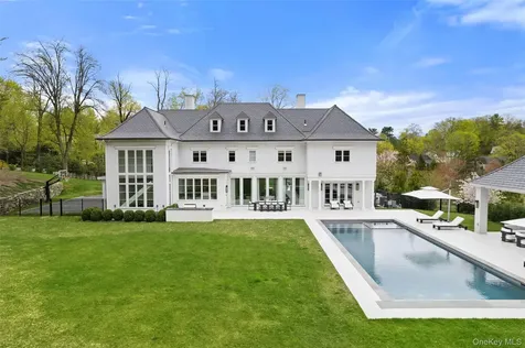 17 Oxford Road Scarsdale NY 10583