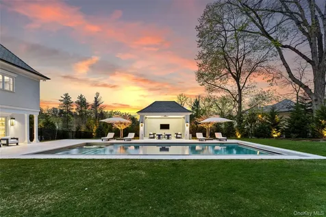 17 Oxford Road Scarsdale NY 10583