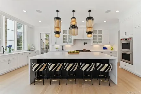 17 Oxford Road Scarsdale NY 10583