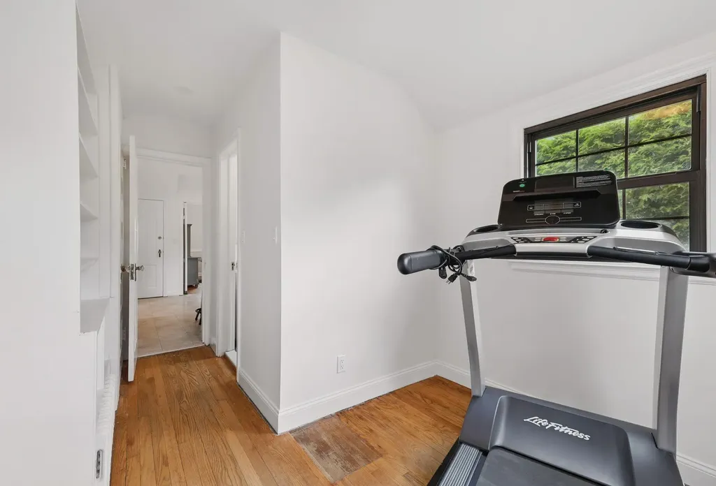 7 Gerlach Place Larchmont NY 10538