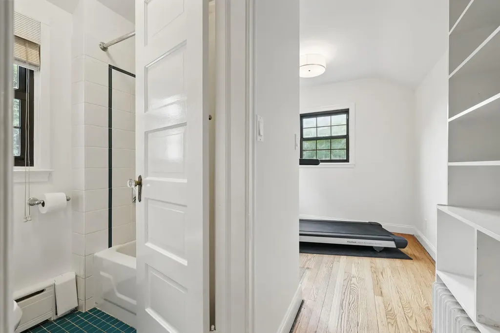 7 Gerlach Place Larchmont NY 10538