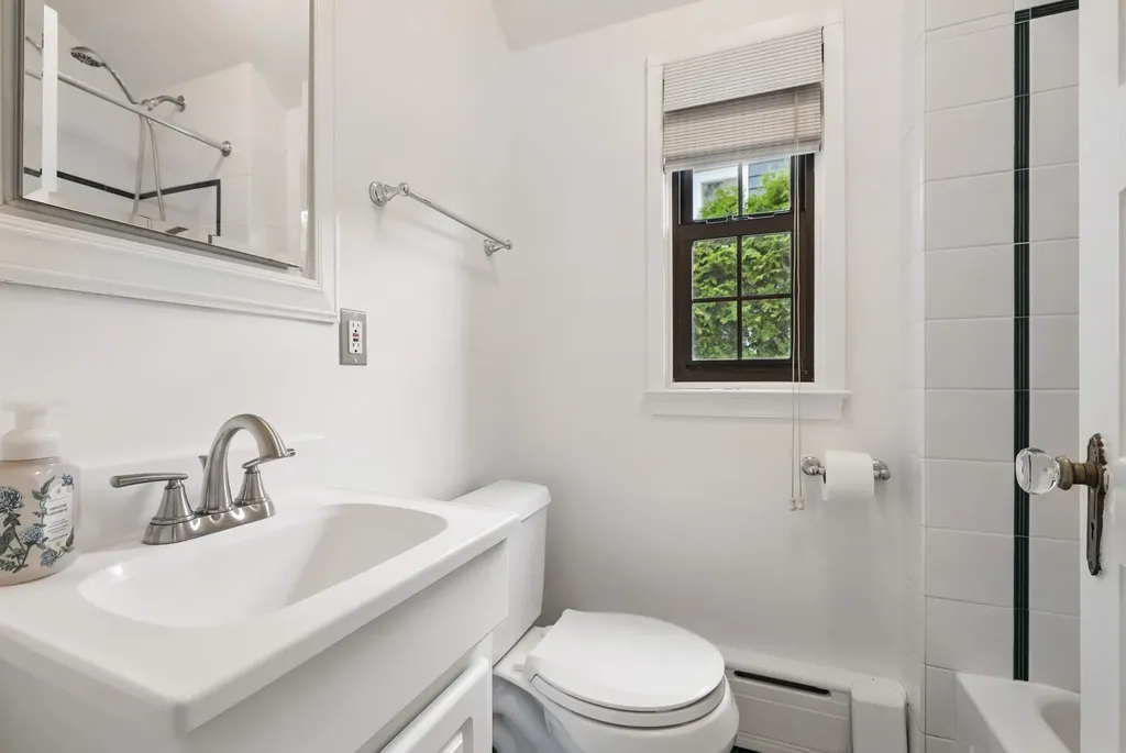 7 Gerlach Place Larchmont NY 10538