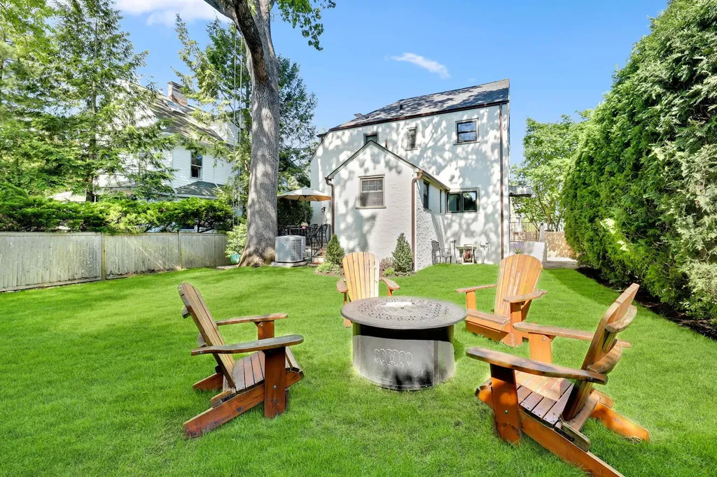 7 Gerlach Place Larchmont NY 10538