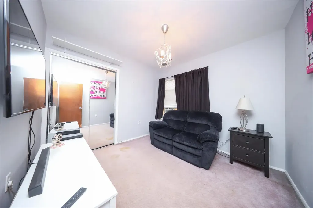 1585 W 9th Street Brooklyn NY 11204