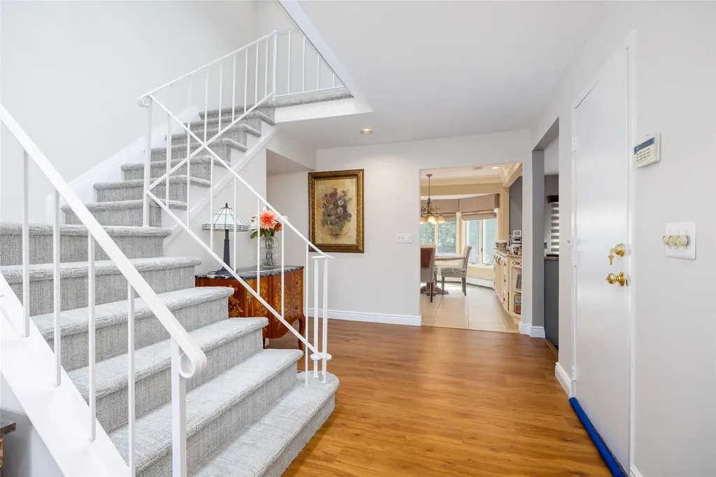 17 Carol Street Plainview NY 11803