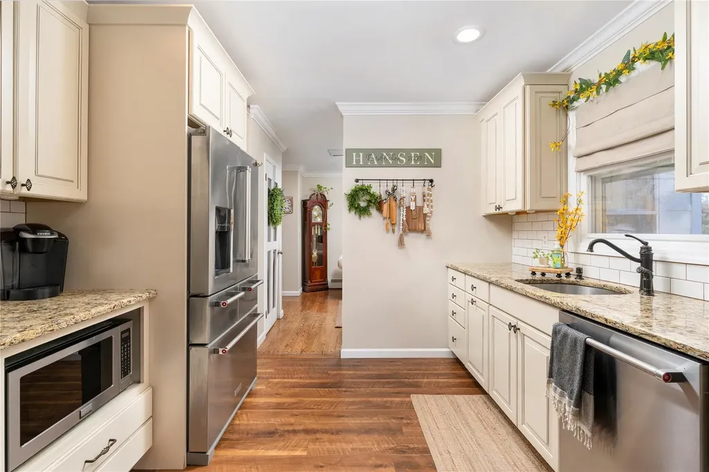 3 Russell Drive Wading River NY 11792