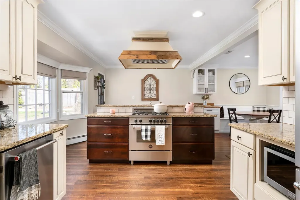 3 Russell Drive Wading River NY 11792