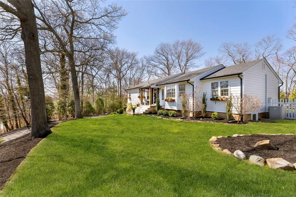 3 Russell Drive Wading River NY 11792