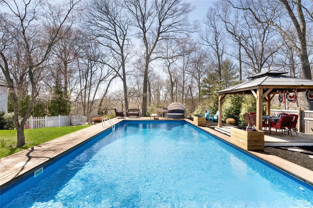 3 Russell Drive Wading River NY 11792