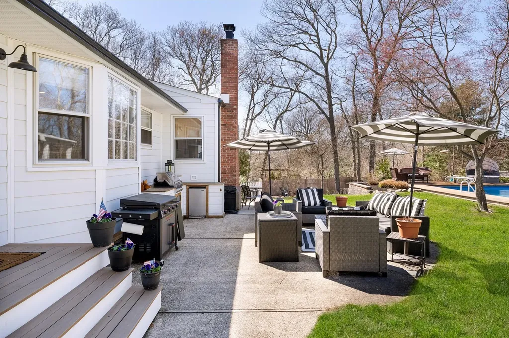 3 Russell Drive Wading River NY 11792