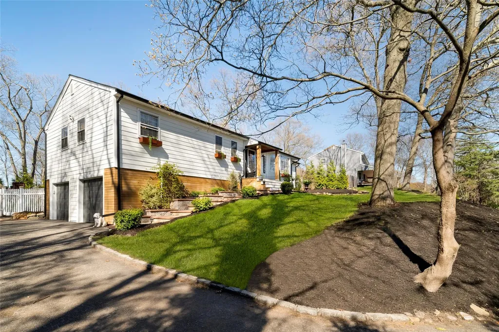 3 Russell Drive Wading River NY 11792