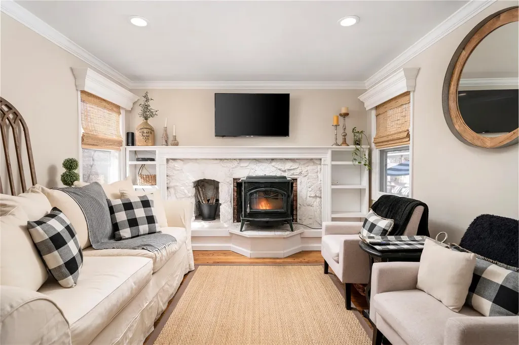 3 Russell Drive Wading River NY 11792
